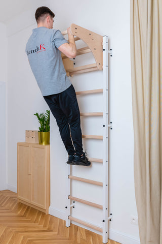 Regulowany bukowy drążek do podciągania BenchK PB076/PB204 do drabinki drewnianej i z metalowymi profilami