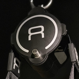 Podwieszane pasy treningowe do ćwiczeń BenchK RECOIL z uchwytem do drzwi i torbą