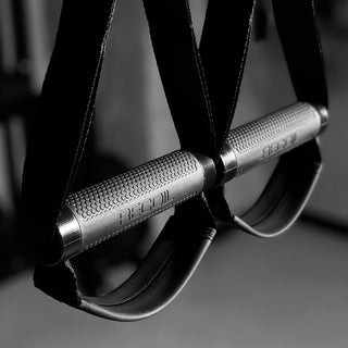 Podwieszane pasy (taśmy) treningowe do ćwiczeń BenchK RECOIL