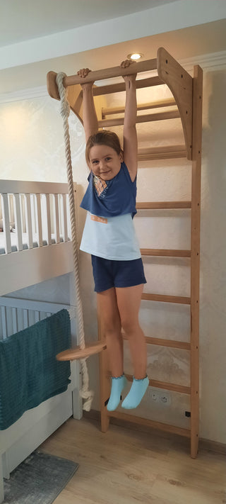 Regulowany bukowy drążek do podciągania BenchK PB076/PB204 do drabinki drewnianej i z metalowymi profilami